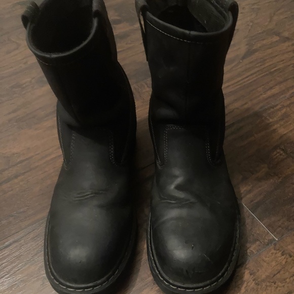 Survivors slip on steel toe 8 inch  boots